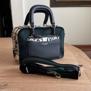 Black and Green Women's Bag
